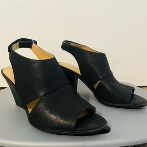 Naturalizer Black Sandal Heel 8 Leather Strap! 🔥